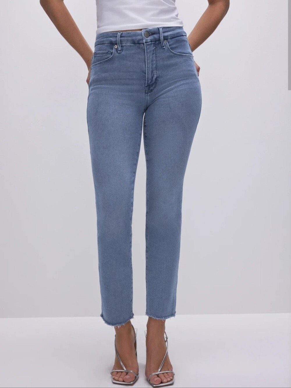 Good American Good Legs Straight Jeans With Raw Edges